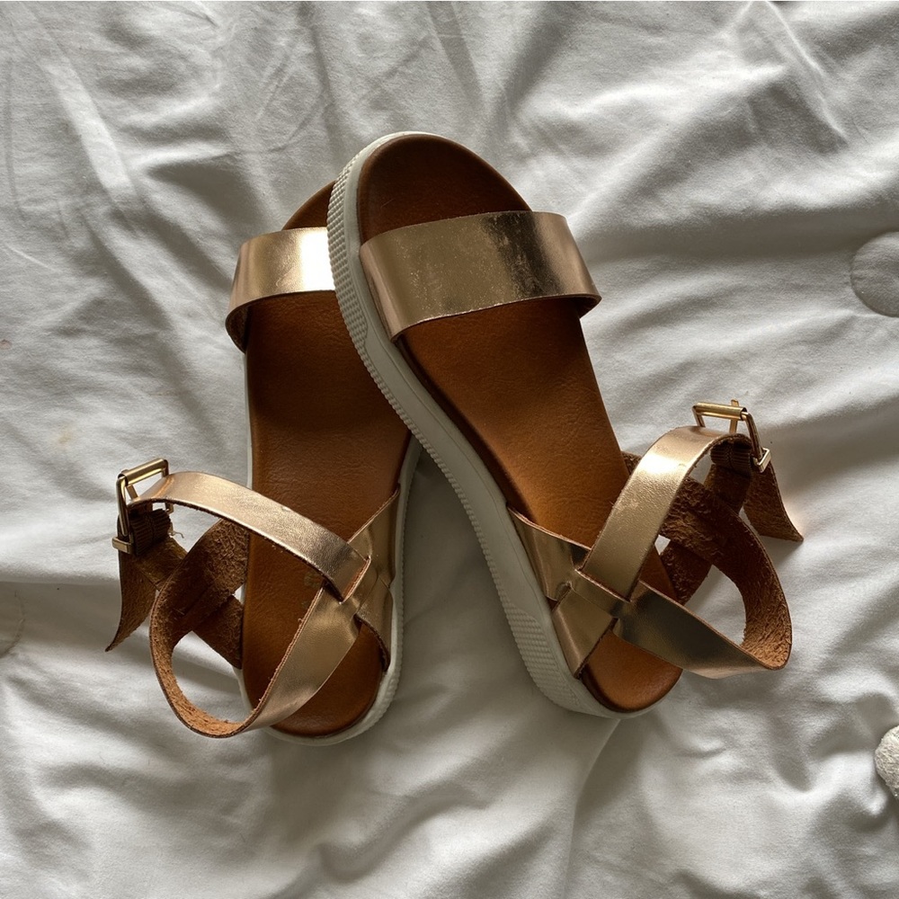 MIA platform sandals